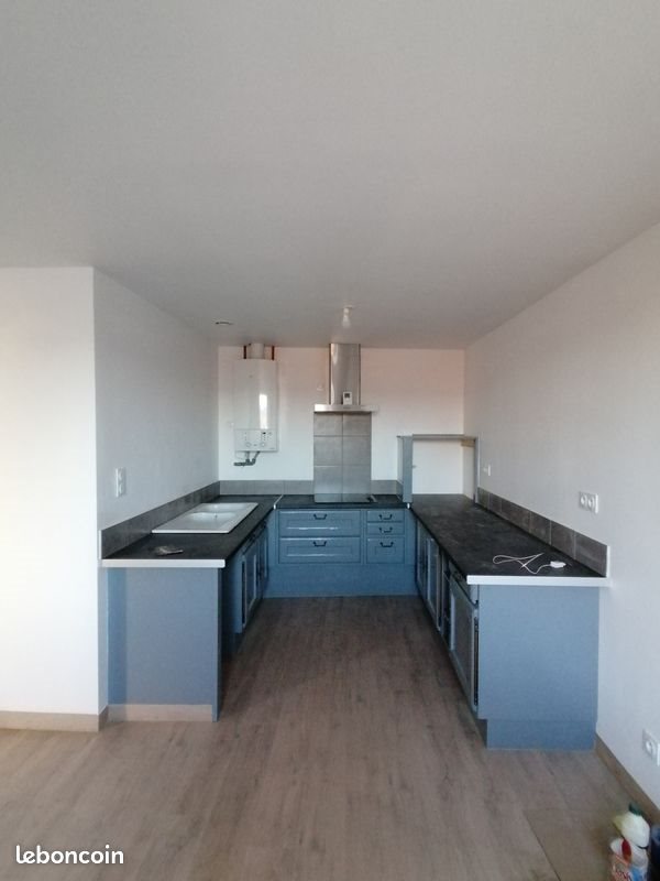 Appartement à louer, 70m², Saint-Paul-en-Jarez