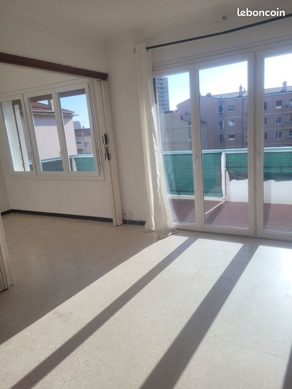 Appartement à louer, 55m², Toulon