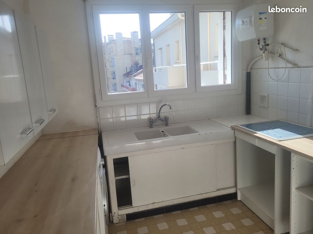 Appartement à louer, 55m², Toulon