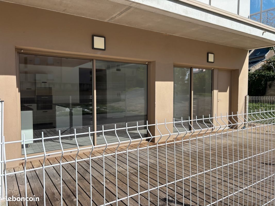 Appartement à louer, 84m², Laissac