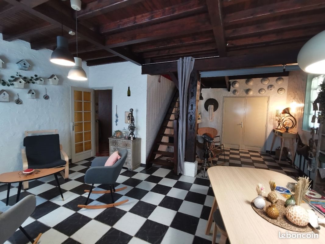 Maison à vendre, 162m², Saint-Caprais