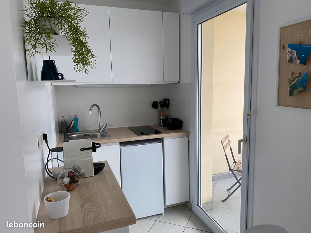 Appartement à louer, 25m², Marseille 8ème