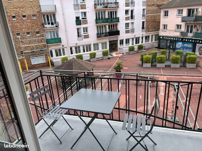 Appartement à louer, 29m², Maurepas