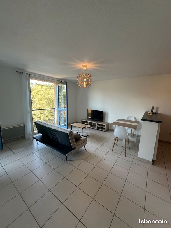 Appartement à louer, 42m², Nailloux
