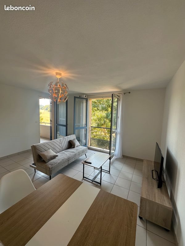 Appartement à louer, 42m², Nailloux