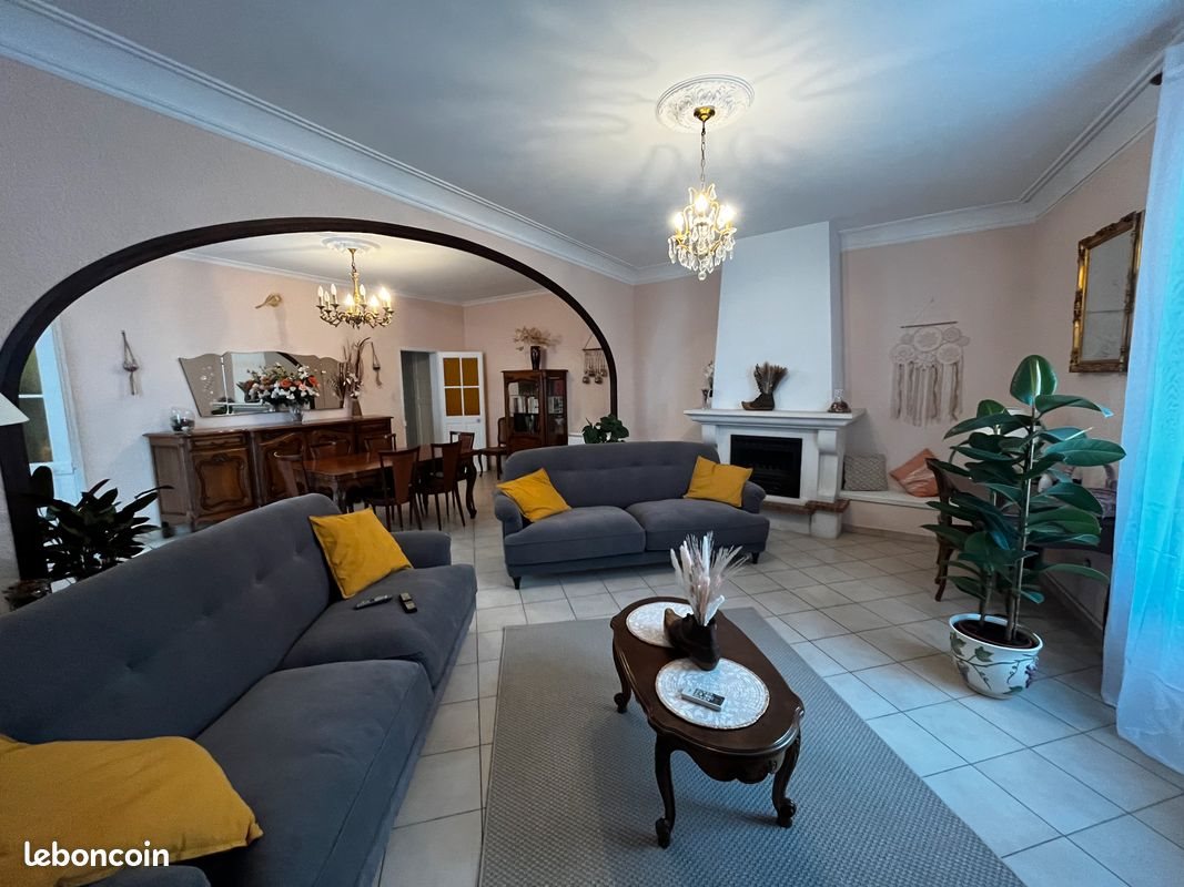 Maison à louer, 125m², Calvisson