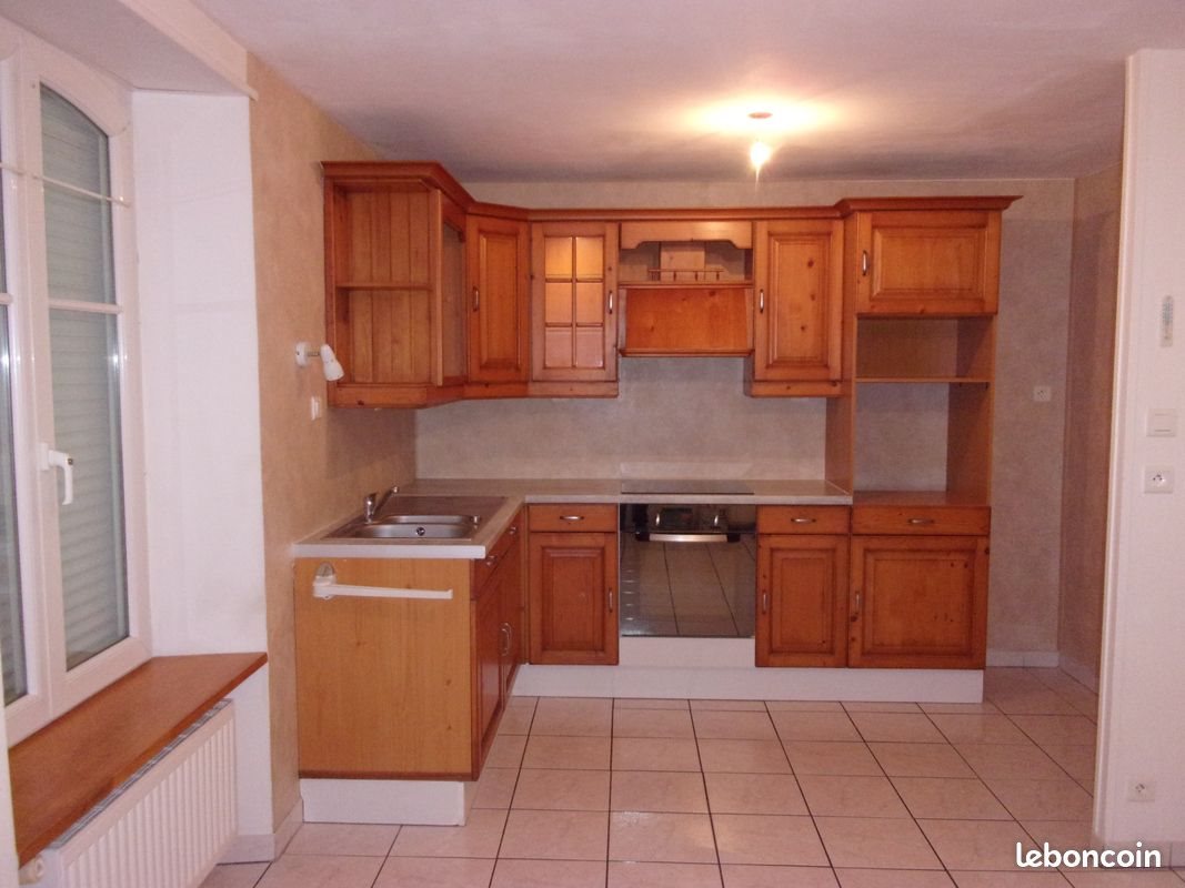 Appartement à louer, 80m², Guémené-sur-Scorff