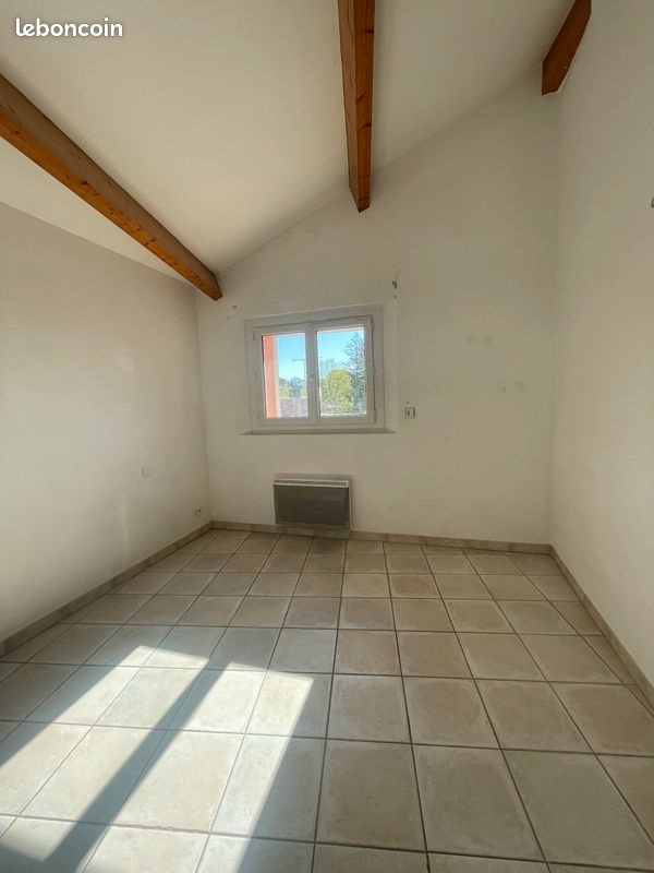 Appartement à louer, 90m², Mane