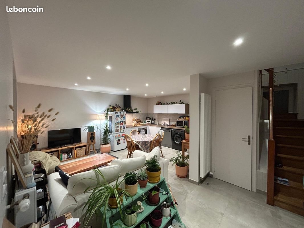Maison à louer, 65m², Baud