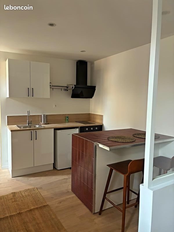 Appartement à louer, 26m², Nîmes