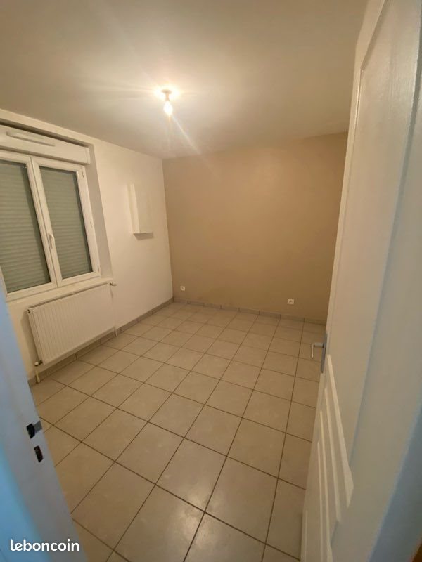 Appartement à louer, 52m², Sorbiers