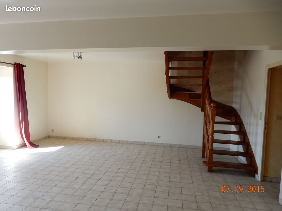 Maison à louer, 139m², Guilliers