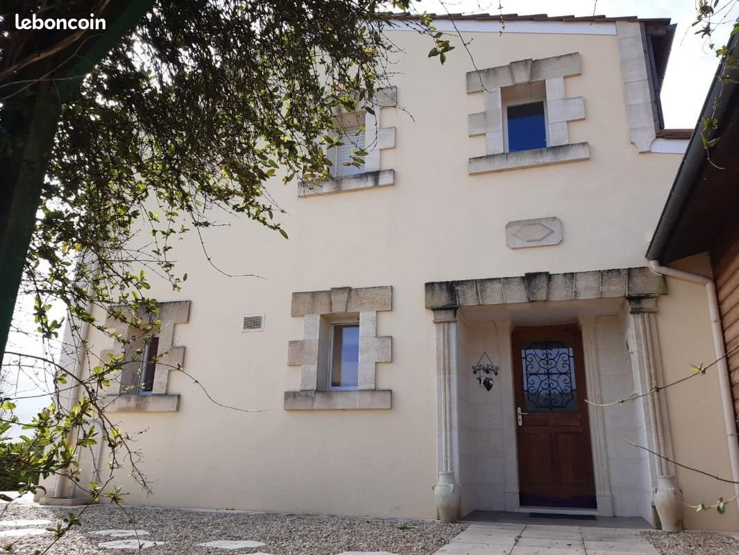 Maison à louer, 160m², Saint-Ciers-sur-Gironde