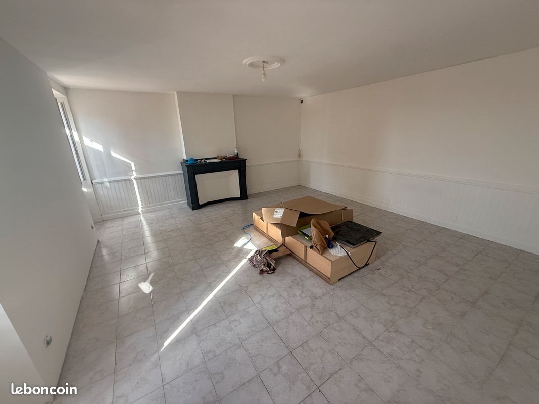Maison à louer, 210m², Montdragon