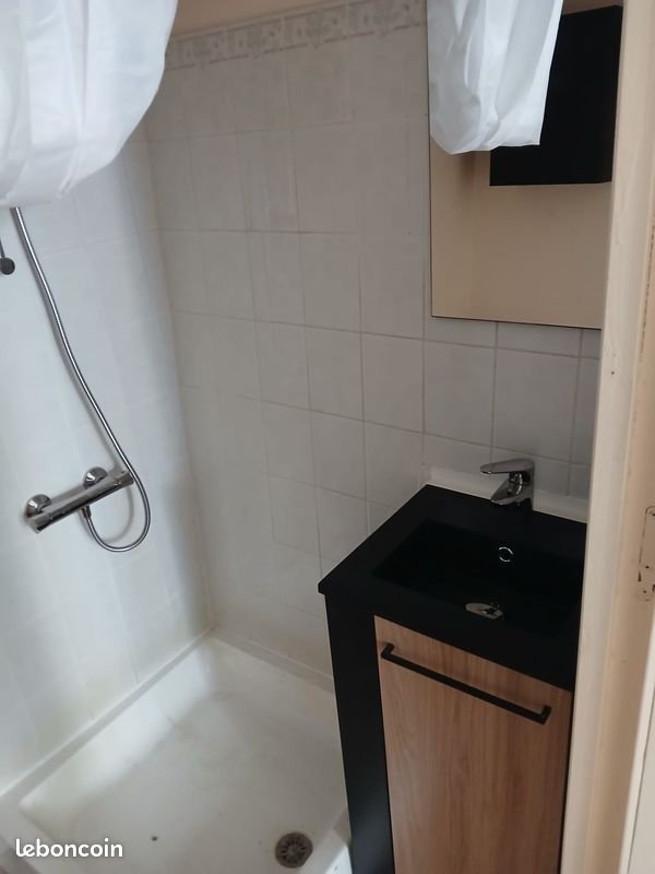 Appartement à louer, 22m², Saint-Hippolyte-du-Fort