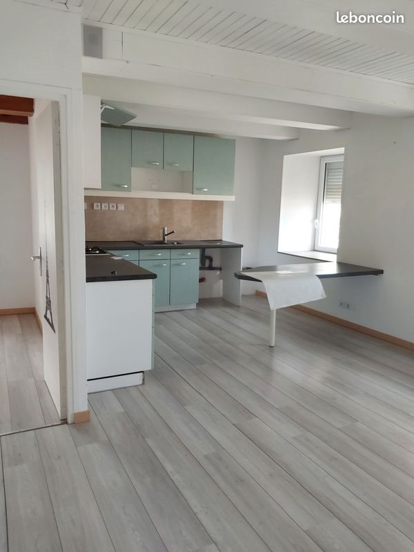 Appartement à louer, 65m², Saint-Agrève