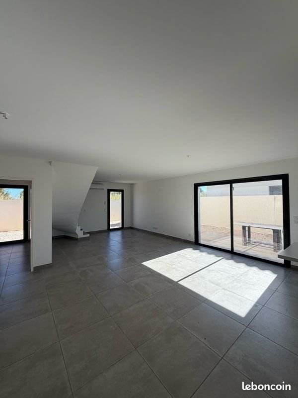 Maison à louer, 110m², Ponteilla