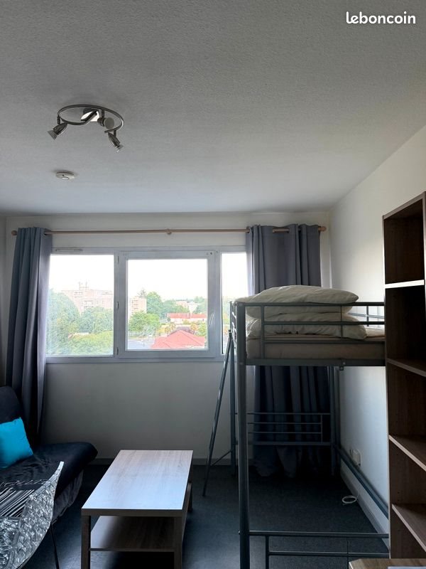 Appartement à louer, 18m², Pau