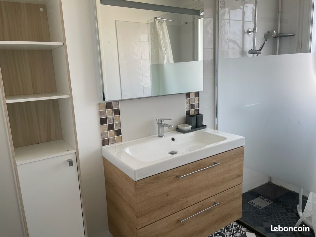 Appartement à louer, 63m², Royan