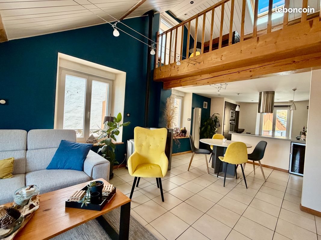 Appartement à vendre, 80m², La Cluse-et-Mijoux