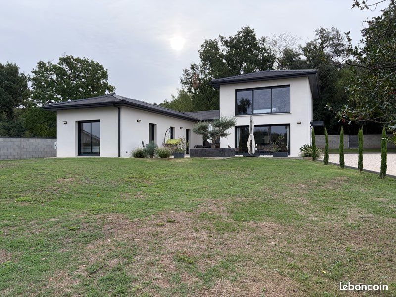 Maison à vendre, 168m², Agnin