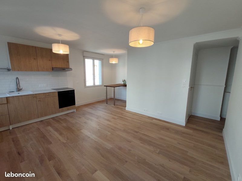Appartement à louer, 43m², Landerneau