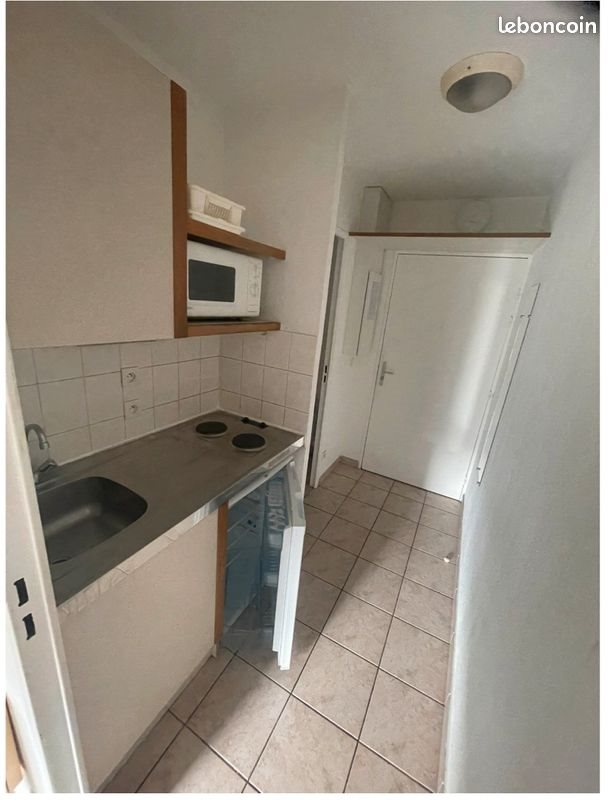 Appartement à louer, 18m², Saint-Etienne