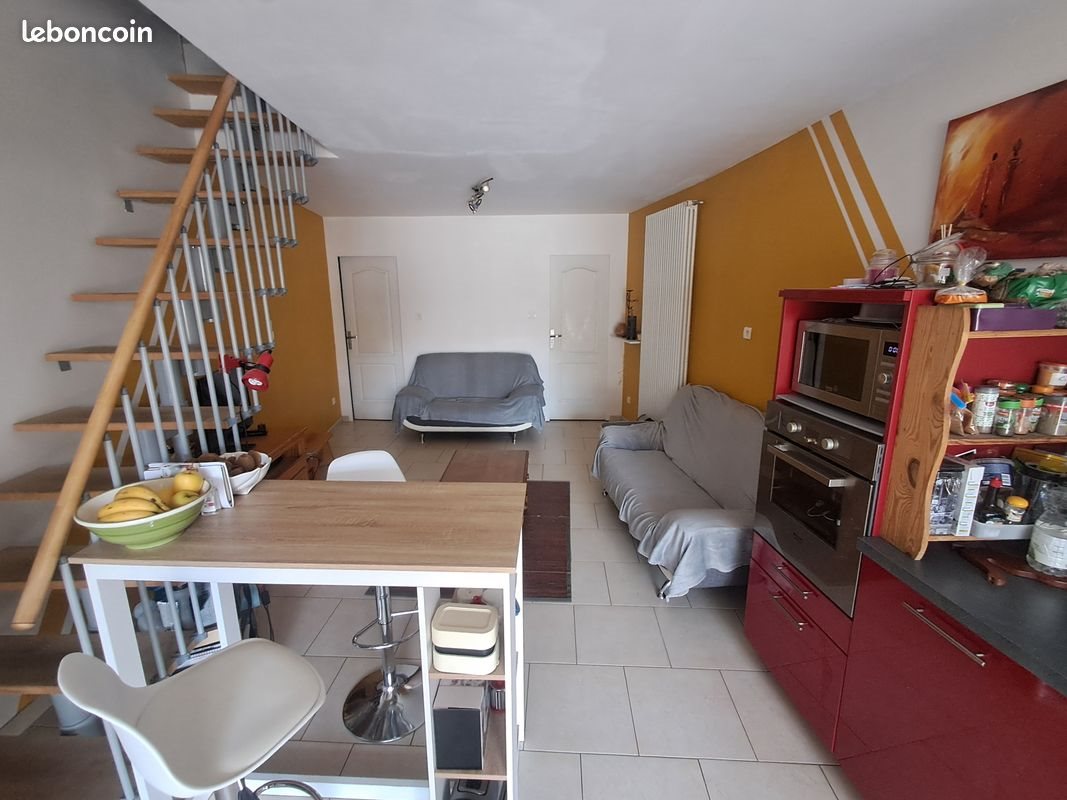 Maison à louer, 115m², Bernis
