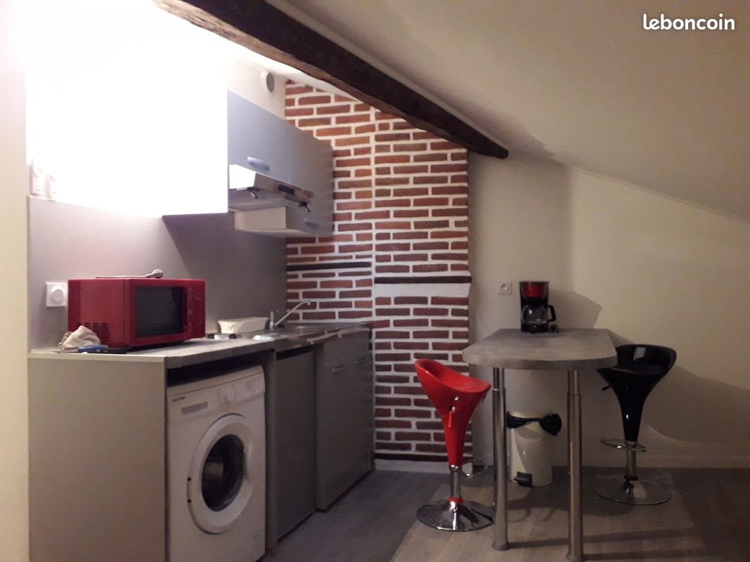 Appartement à louer, 19m², Issoire