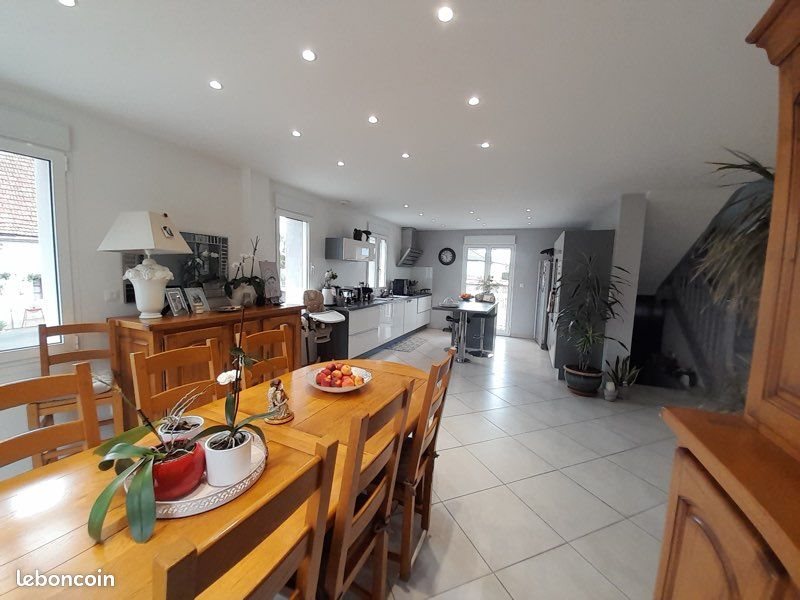 Maison à vendre, 220m², Serbannes