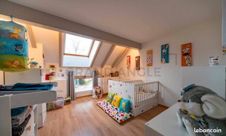 Maison à louer, 156m², Cernex