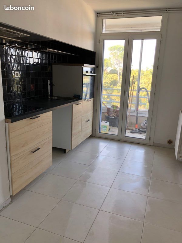 Appartement à vendre, 77m², Pont-Saint-Esprit