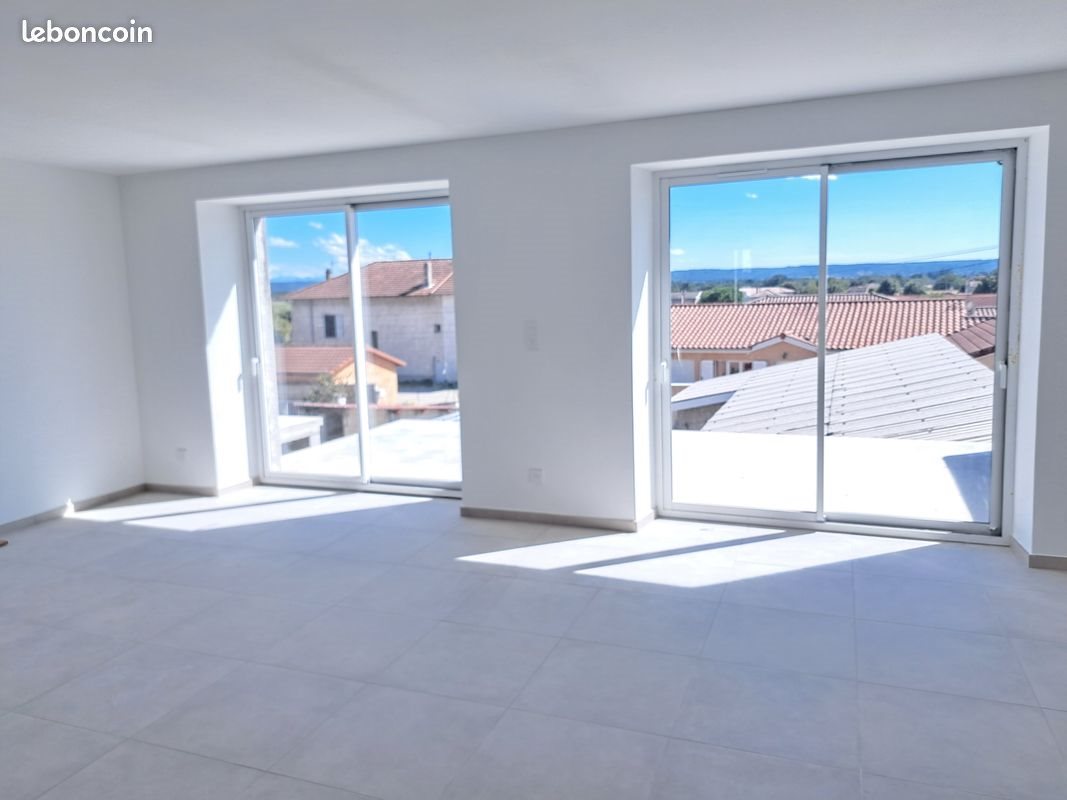 Appartement à louer, 70m², Pact