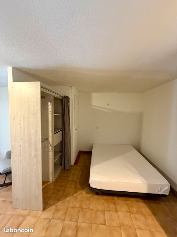 Appartement à louer, 28m², Saint-Chély-d'Apcher