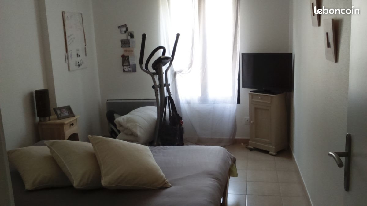 Appartement à louer, 80m², Monclar
