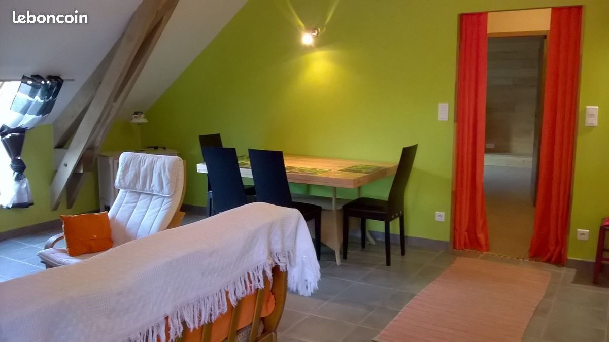 Appartement à louer, 80m², Rieupeyroux