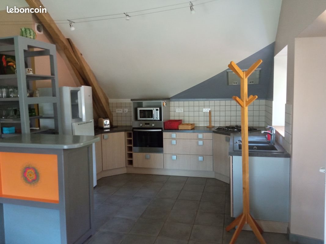 Appartement à louer, 80m², Rieupeyroux