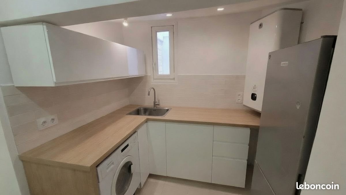 Appartement à louer, 25m², Courbevoie
