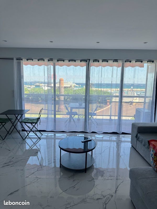 Appartement à louer, 45m², Cannes