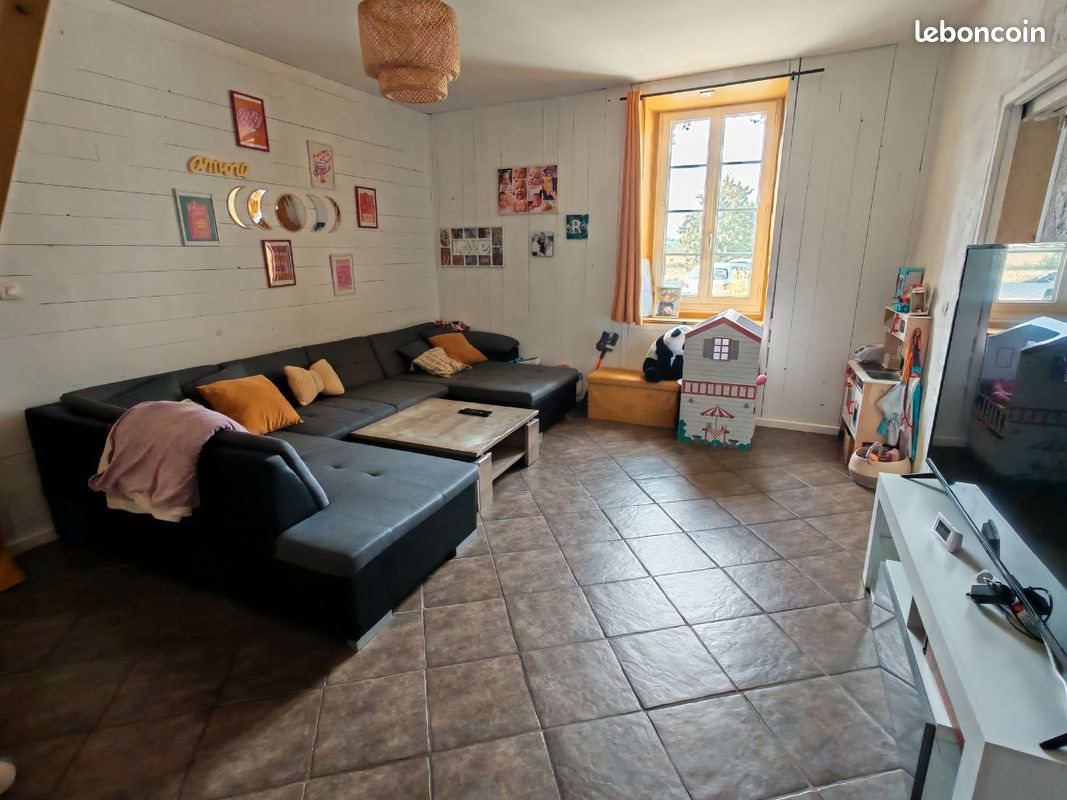 Maison à vendre, 136m², Saint-Georges-Buttavent