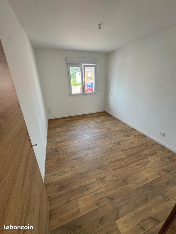 Maison à louer, 80m², Champvans