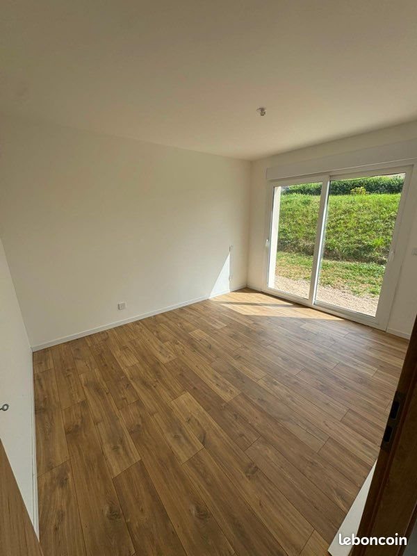 Maison à louer, 80m², Champvans