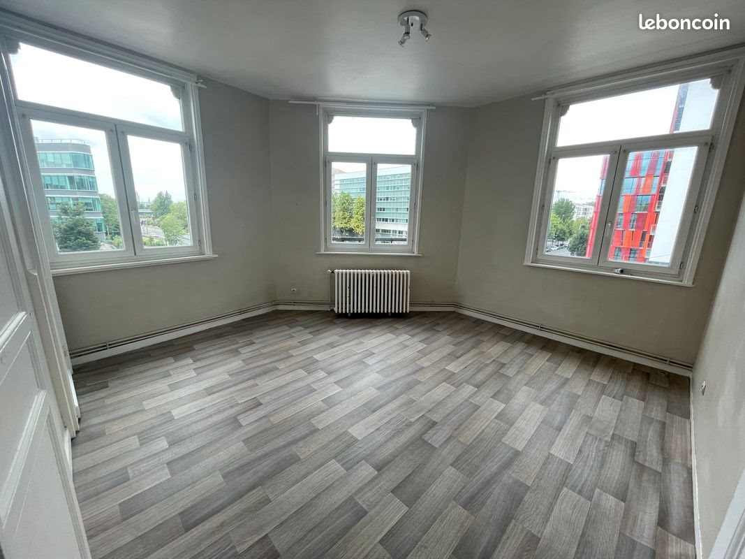 Appartement à louer, 64m², La Madeleine