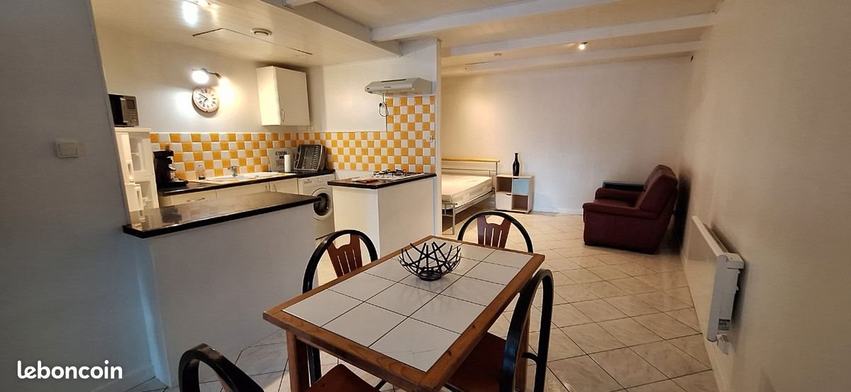 Appartement à louer, 54m², Rochefort