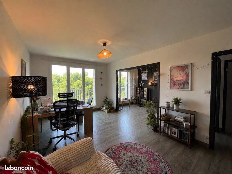 Appartement à vendre, 69m², Bourg-Saint-Andéol