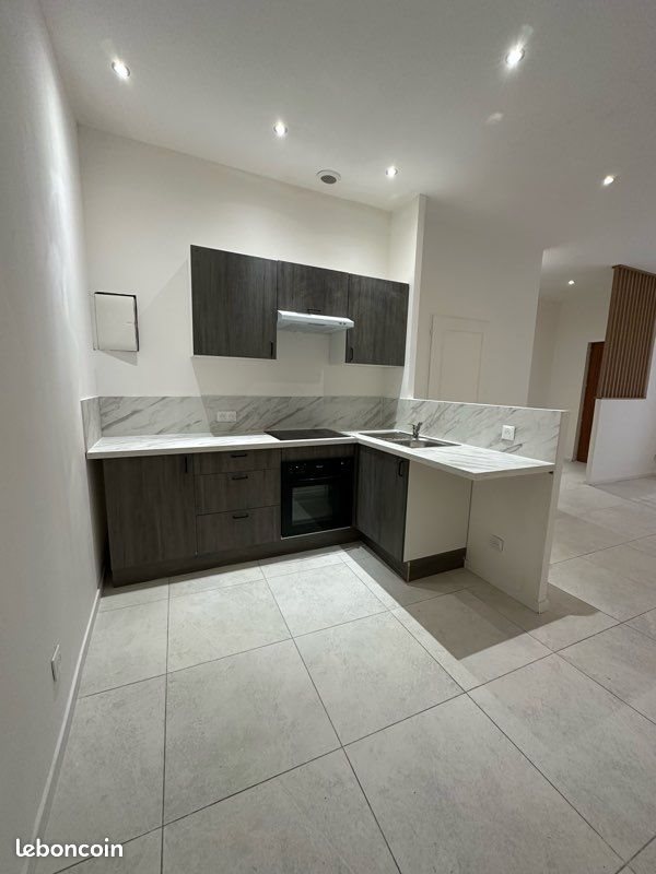 Appartement à vendre, 50m², Vias