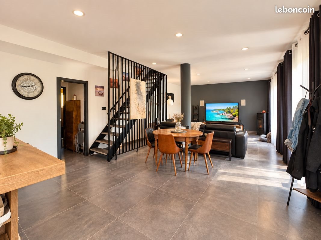 Maison à vendre, 200m², Marignane