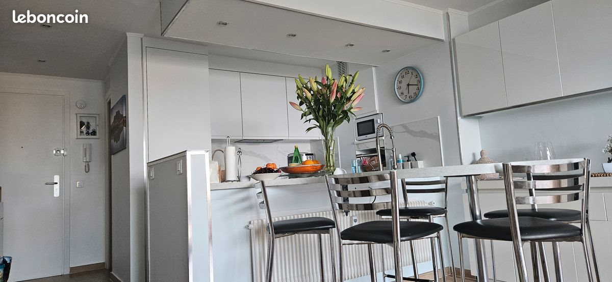 Appartement à vendre, 63m², Fréjus