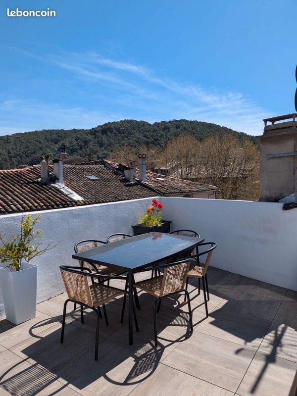 Appartement à louer, 68m², Cabasse
