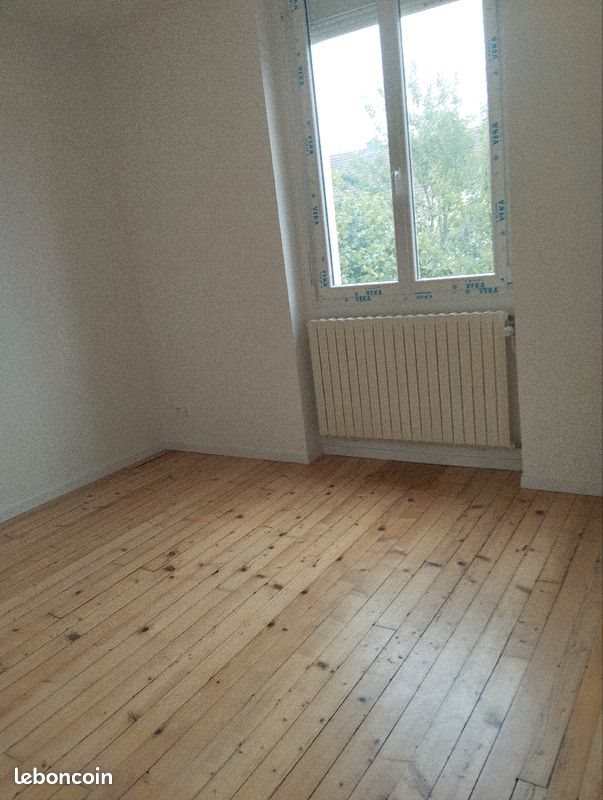 Appartement à louer, 55m², Cravanche